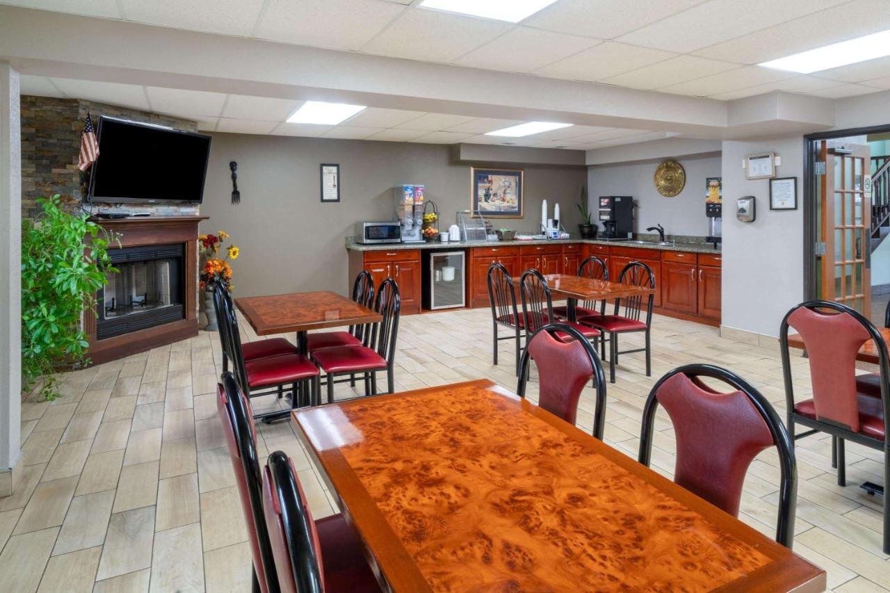 Super 8 By Wyndham Shepherdsville - Louisville South I65 Екстер'єр фото