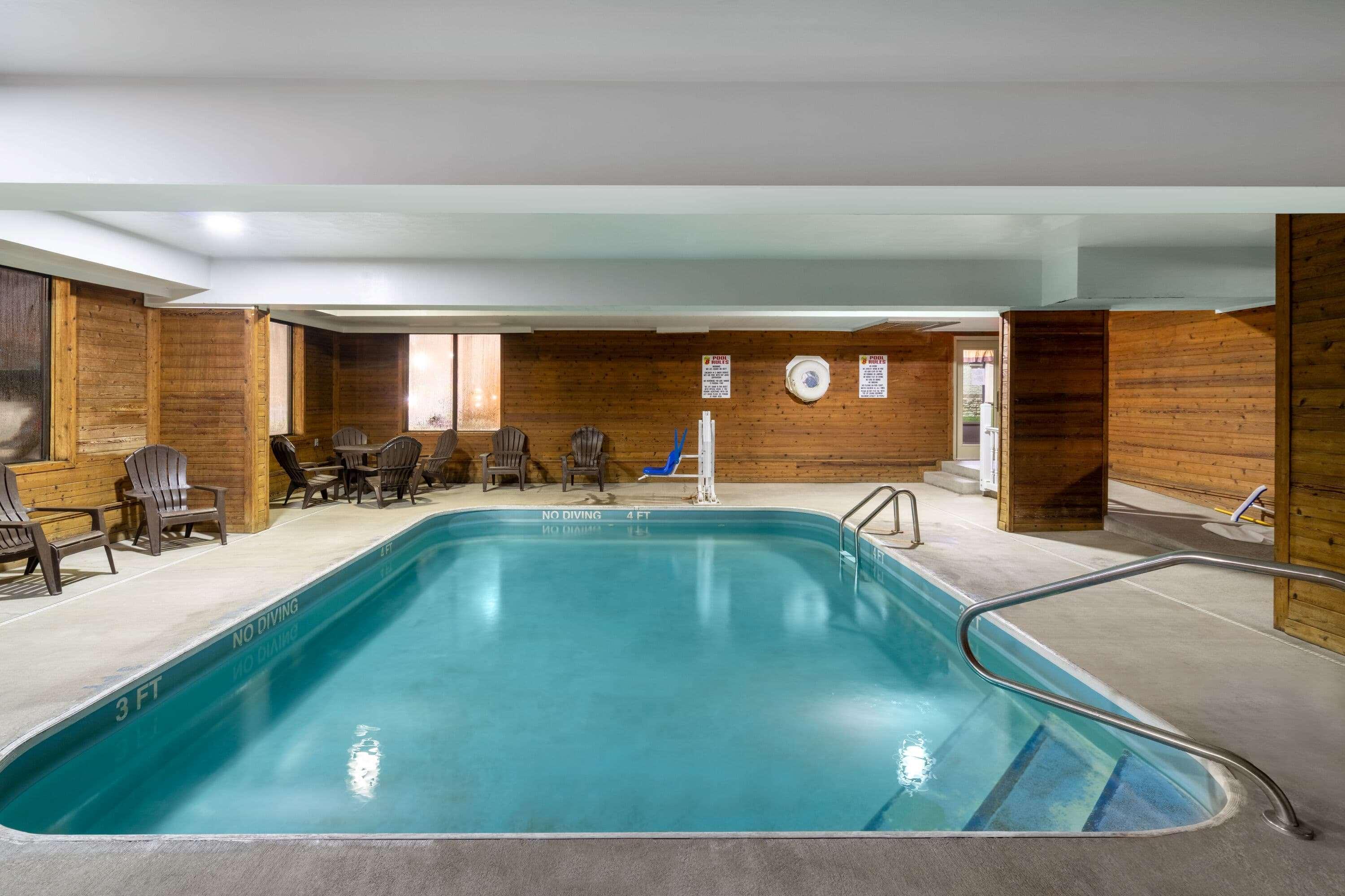 Super 8 By Wyndham Shepherdsville - Louisville South I65 Екстер'єр фото